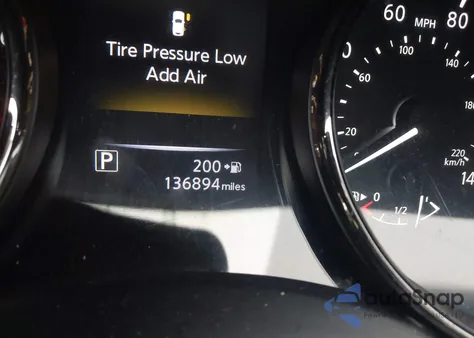 2018 Nissan Rogue Sport S z USA, uszkodzony, nr VIN JN1BJ1CP2JW157387